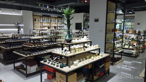 城市更新出新出彩 廣州國(guó)際商品展貿(mào)城盛大開(kāi)業(yè)，引領(lǐng)日用百貨展貿(mào)新風(fēng)尚