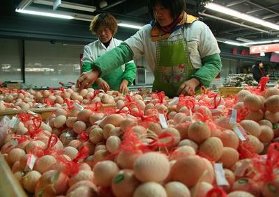 全國雞蛋價格呈現(xiàn)明顯回落態(tài)勢，農(nóng)副產(chǎn)品市場波動分析